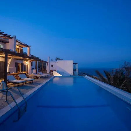 Siourdas Mykonos Villa *
