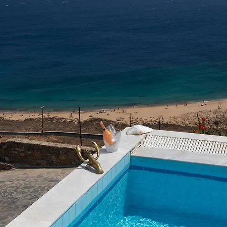 Siourdas Mykonos * Agios Sostis (Mykonos)